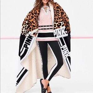Victoria Secret PINK Sherpa blanket